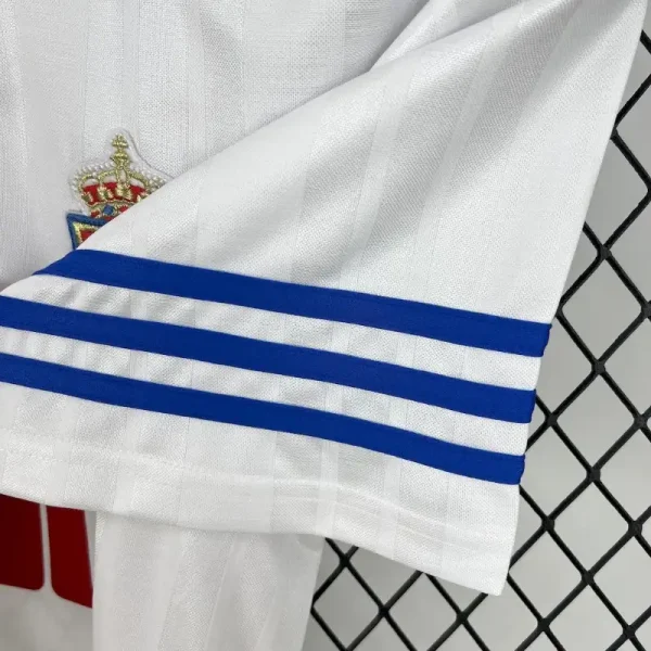 1995-1997 Real Zaragoza Jersey retro kit - Image 7