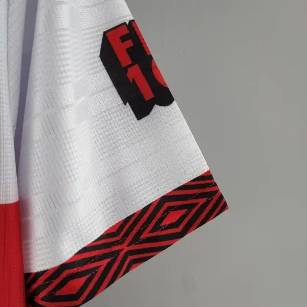 1995 Flamengo Third retro kit - Image 8