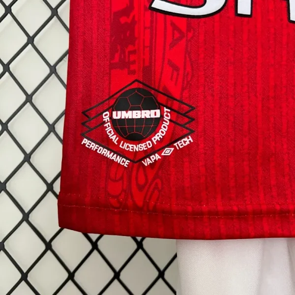 1996-1997 Kids Manchester United Jersey retro kit - Image 5