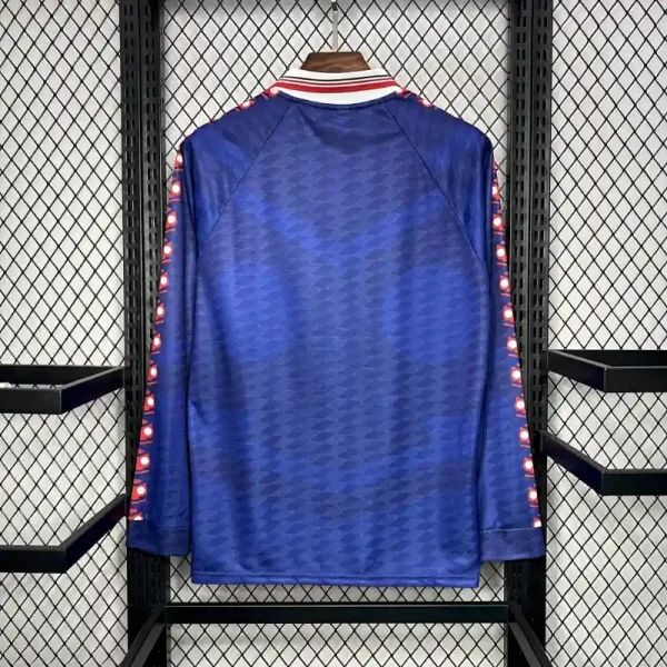 1996 University of Chile Long Sleeve Jersey retro kit - Image 7