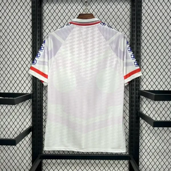 1996 University of Chile Jersey retro kit - Image 8