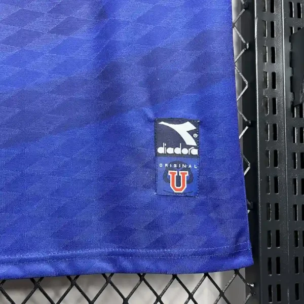 1996 University of Chile Jersey retro kit - Image 4