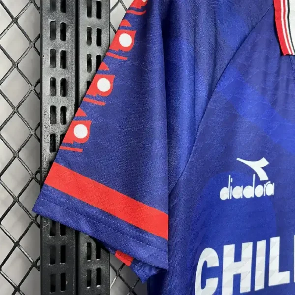 1996 University of Chile Jersey retro kit - Image 2