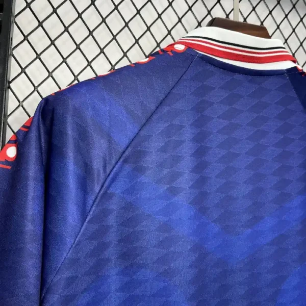 1996 University of Chile Jersey retro kit - Image 6