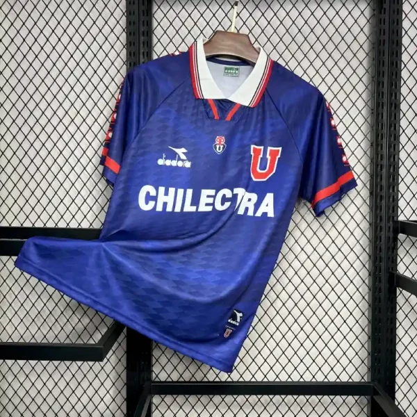 1996 University of Chile Jersey retro kit - Image 5