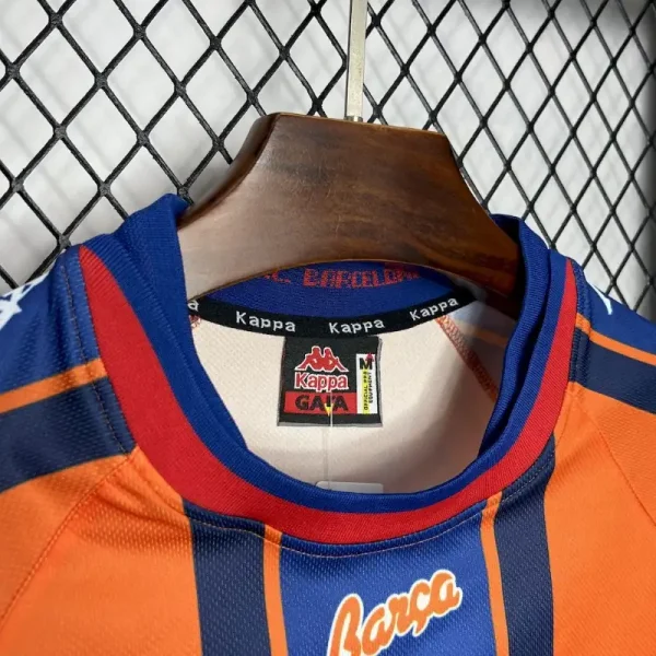 1997 Barcelona Jersey retro kit - Image 4