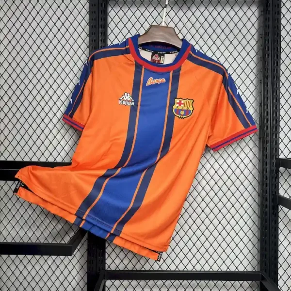 1997 Barcelona Jersey retro kit - Image 8
