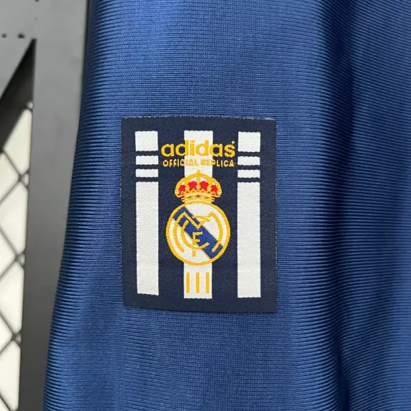 1998-2000 Real Madrid Third retro kit - Image 6