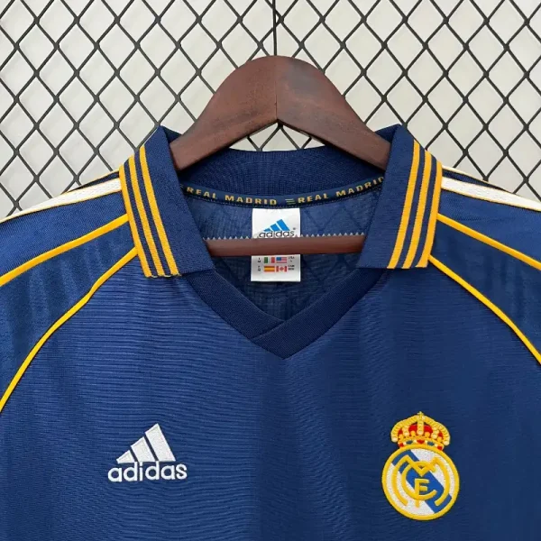 1998-2000 Real Madrid Third retro kit - Image 4