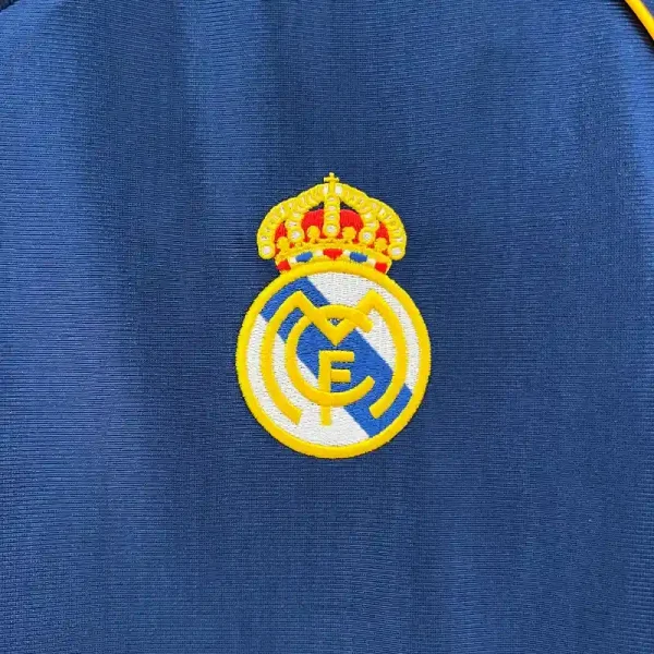 1998-2000 Real Madrid Third retro kit - Image 3