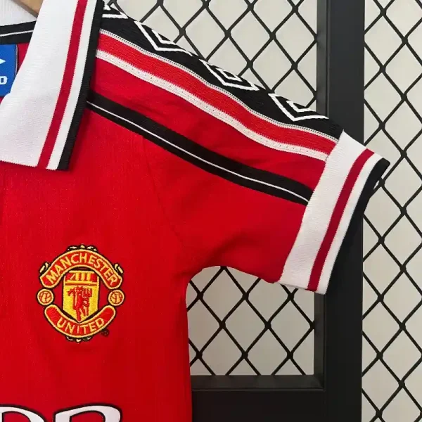 1998-1999 Kids Manchester United Jersey retro kit - Image 5