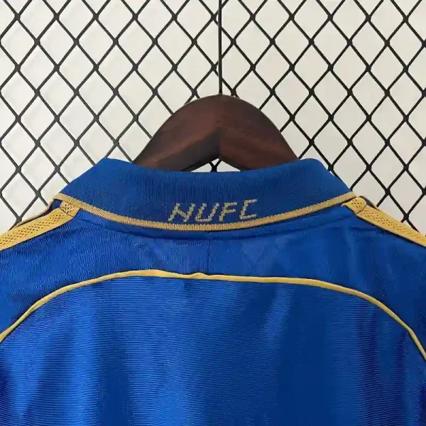 1998-1999 Newcastle United Jersey retro kit - Image 7