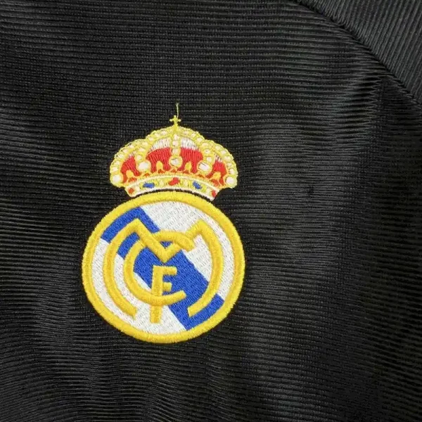 1998-1999 Real Madrid Long Sleeve Jersey retro kit - Image 3