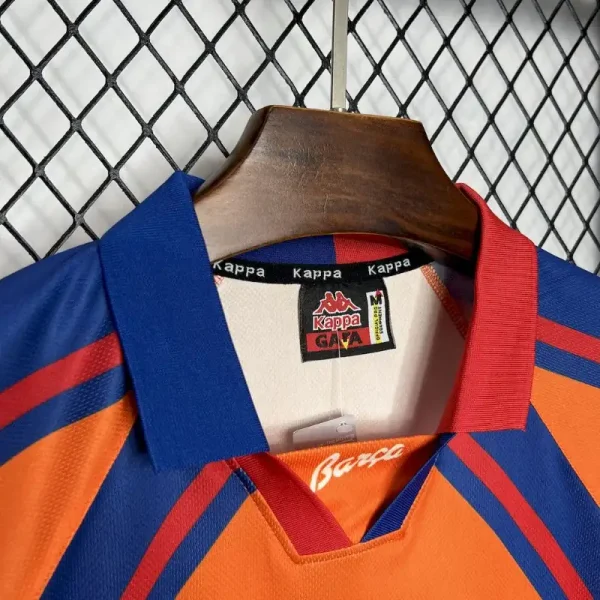 1998 Barcelona Jersey retro kit - Image 4