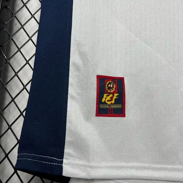 1998 Spain Jersey retro kit - Image 5