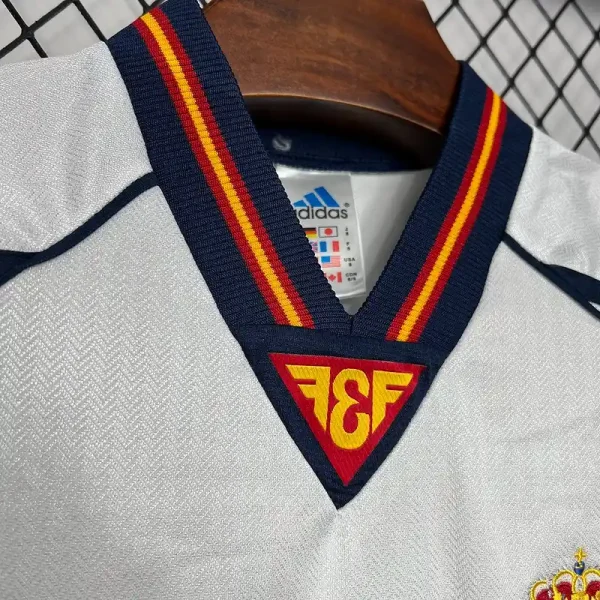 1998 Spain Jersey retro kit - Image 2