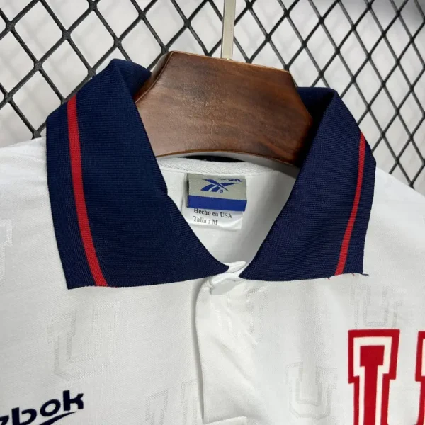 1998 University of Chile Jersey retro kit - Image 4