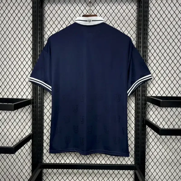 1998 University of Chile Jersey retro kit - Image 8