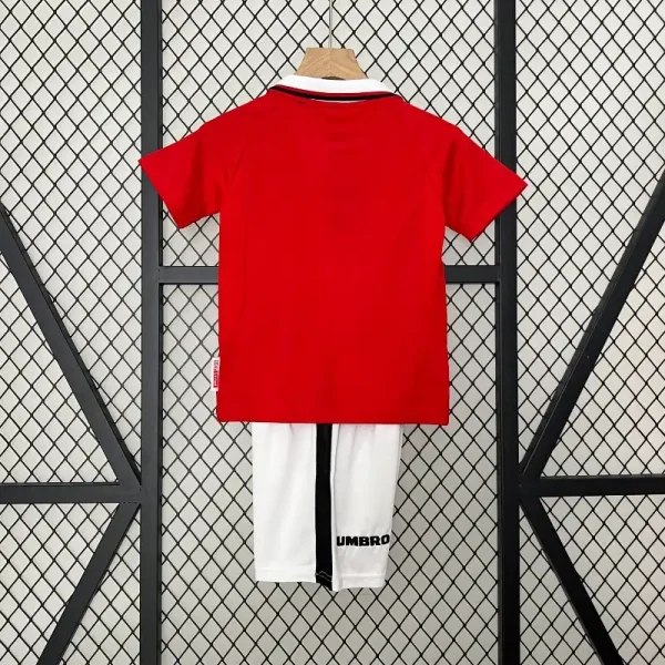 1999-2000 Kids Manchester United Jersey retro kit - Image 8
