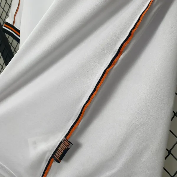 1999-2000 Valencia Jersey retro kit - Image 6