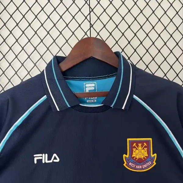 1999-2001 West Ham United Second retro kit - Image 4