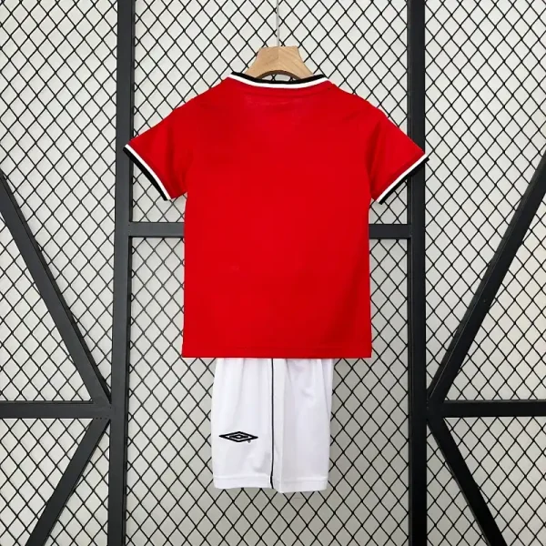 2000-2001 Kids Manchester United Jersey retro kit - Image 8