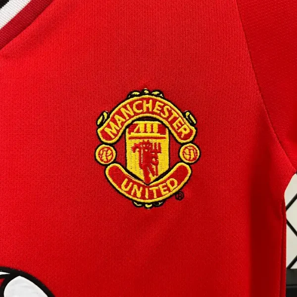 2000-2001 Kids Manchester United Jersey retro kit - Image 3