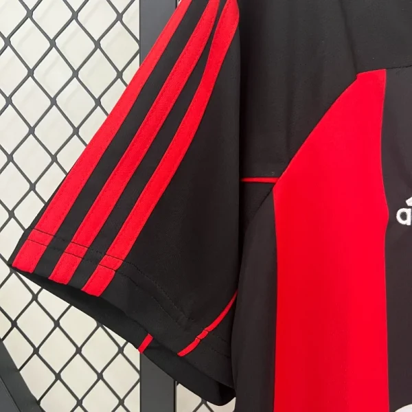 2000-2002 AC Milan Jersey retro kit - Image 5