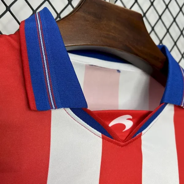2001-2002 Sporting de Gijón Jersey retro kit - Image 4