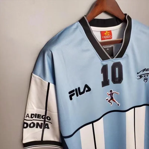 2001 Argentina Commemorative Edition Soccer retro kit - Image 5