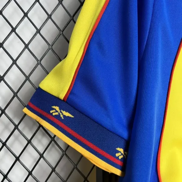 2001 Colombia Jersey retro kit - Image 4