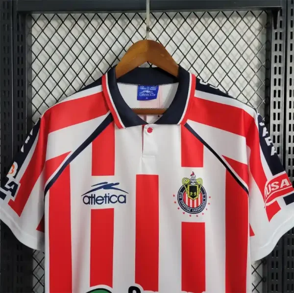 2002-2003 Chivas Guadalajara CD Jersey retro kit - Image 4
