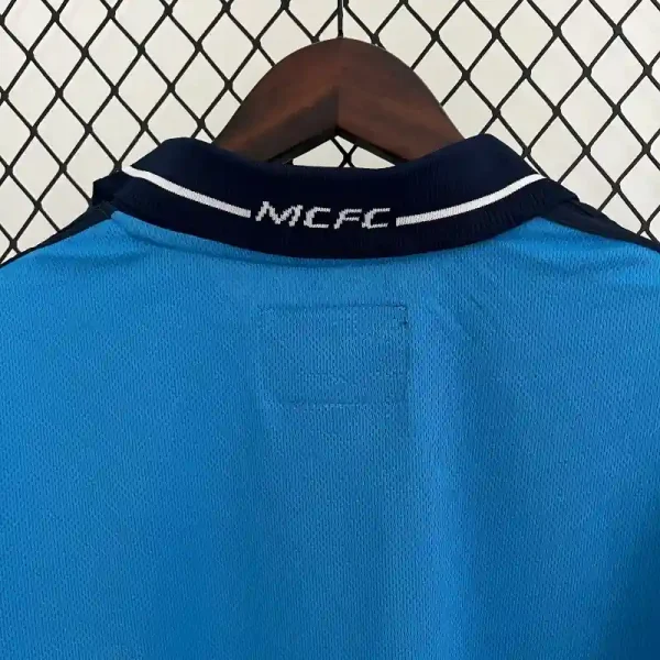 2002-2003 Manchester City Jersey retro kit - Image 7