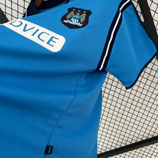 2002-2003 Manchester City Jersey retro kit - Image 6