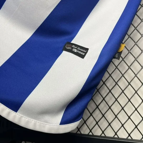 2002-2003 Real Sociedad Jersey retro kit - Image 7