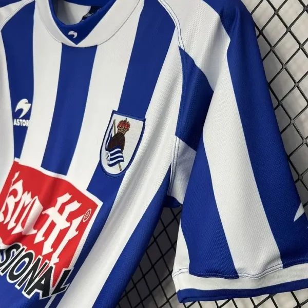 2002-2003 Real Sociedad Jersey retro kit - Image 6