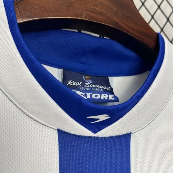 2002-2003 Real Sociedad Jersey retro kit - Image 4