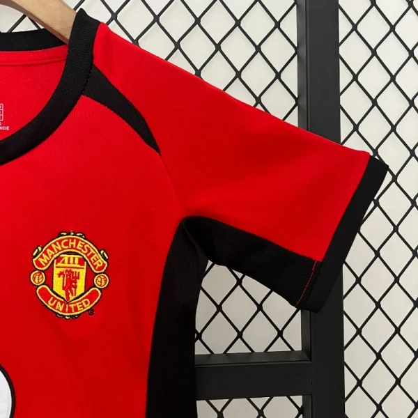 2002-2004 Kids Manchester United Jersey retro kit - Image 3