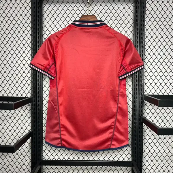2002 England Jersey retro kit - Image 8
