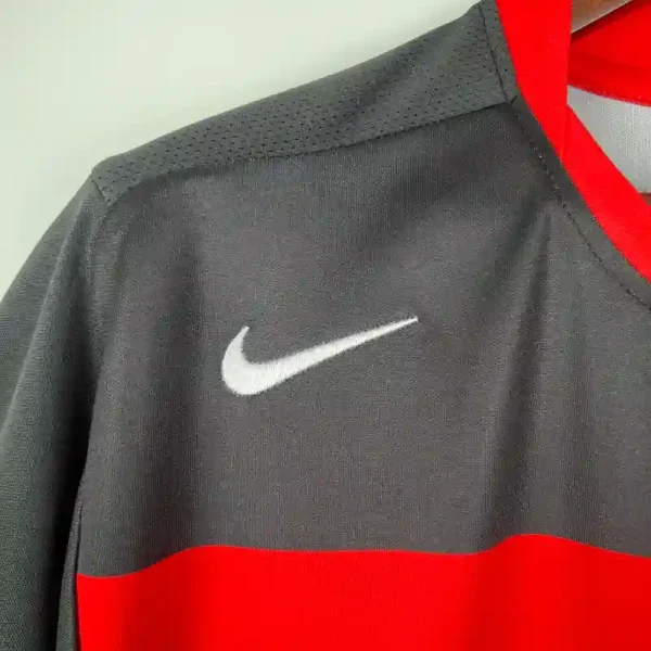 2002 Flamengo Jersey retro kit - Image 2