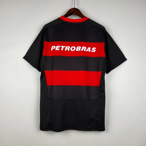 2002 Flamengo Jersey retro kit - Image 8