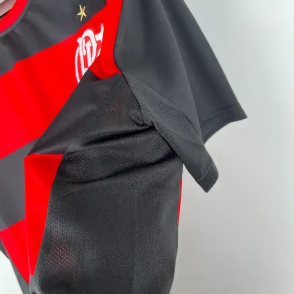 2002 Flamengo Jersey retro kit - Image 4