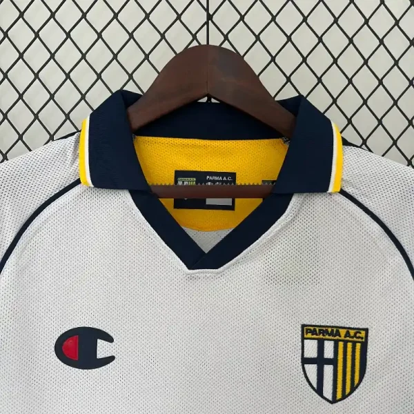 2003-2004 Parma Jersey retro kit - Image 4