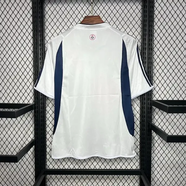 2003 University of Chile Jersey retro kit - Image 8