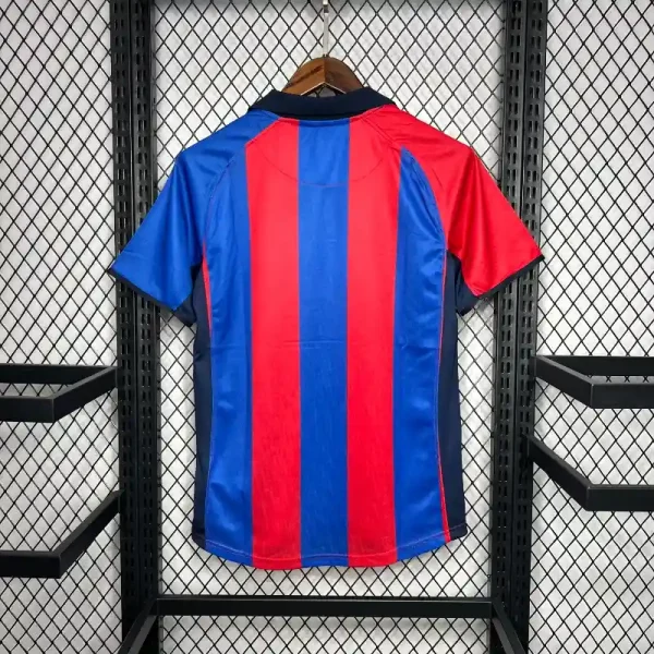 2004-2005 Barcelona Jersey retro kit - Image 6