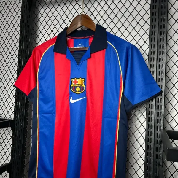 2004-2005 Barcelona Jersey retro kit - Image 3