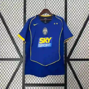 2004-2005 Juventus Jersey retro kit