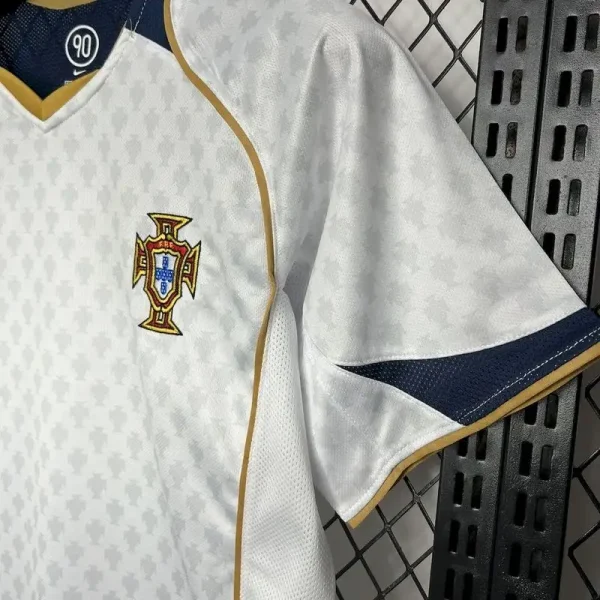 2004 Portugal Jersey retro kit - Image 5