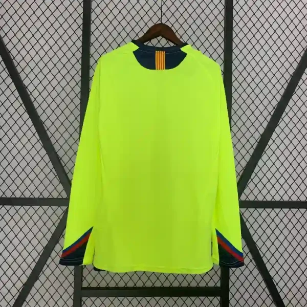 2005-2006 Barcelona Long Sleeve Jersey retro kit - Image 8