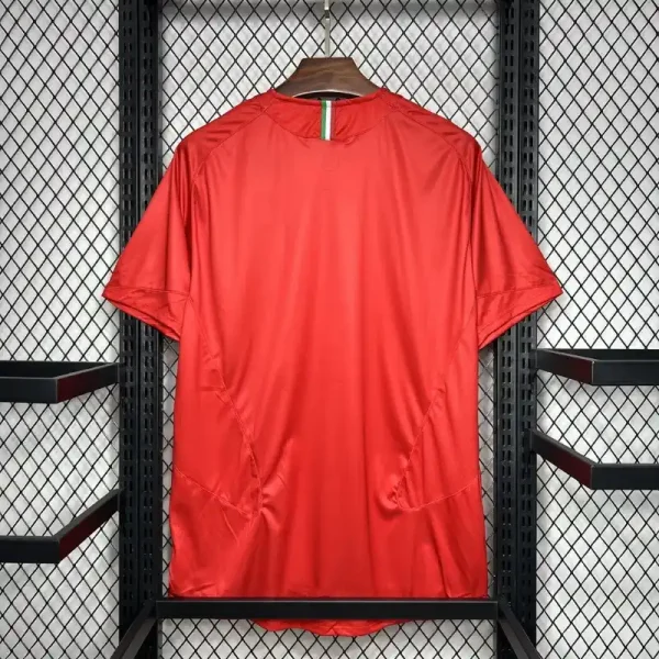 2005-2006 Juventus Jersey retro kit - Image 7